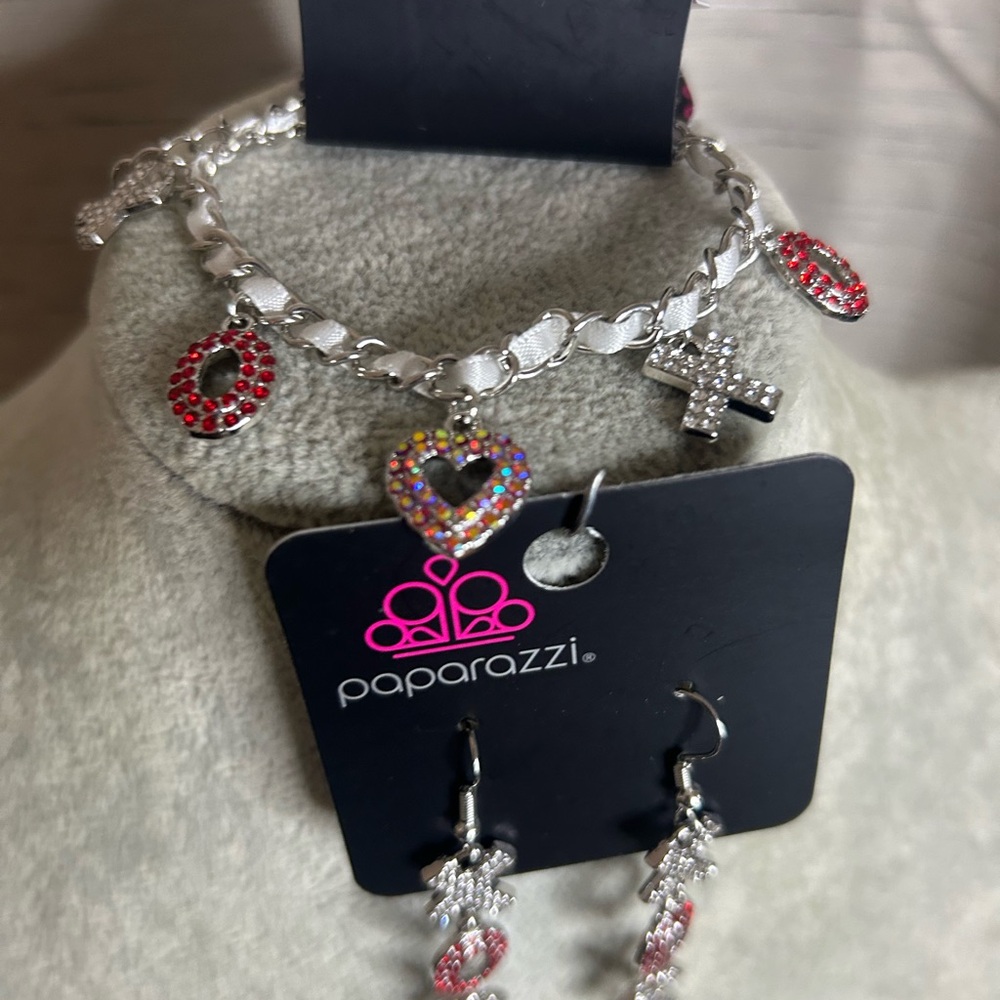 Courting Change XOXO Stream Red Bracelet & Earrings Set